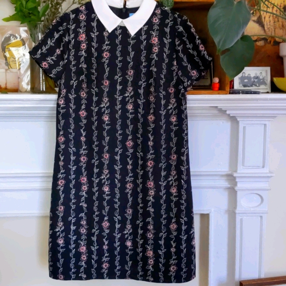 Small black floral dress peter pan collar